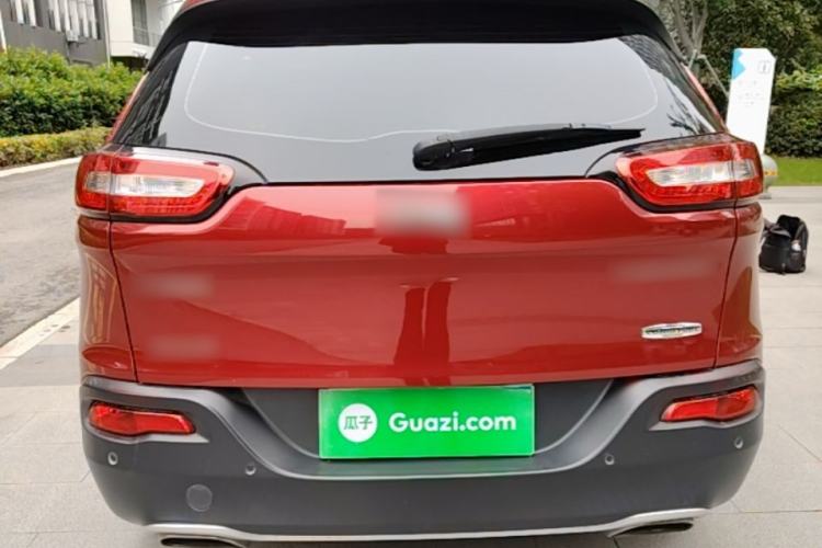 Used Jeep Cherokee 2016 2.4L Professional Edition Rear