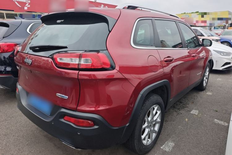 Used Jeep Cherokee 2016 2.4L Leading Smart Version Rear Right 45 Deg