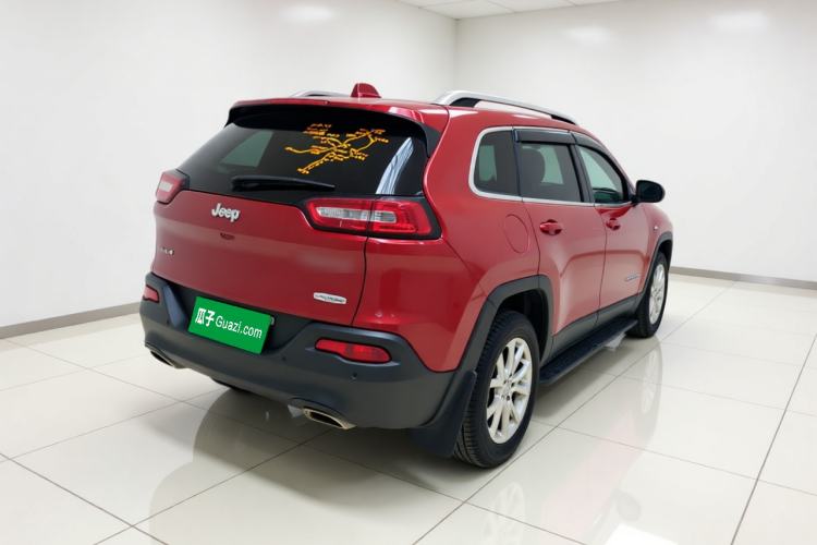 Used Jeep Cherokee 2016 2.4L Leading Smart Version Rear Right 45 Deg