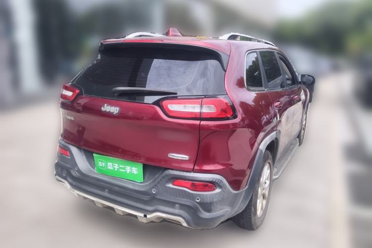 Used Jeep Cherokee 2016 2.4L Leading Edition Rear Right 45 Deg