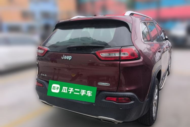 Used Jeep Cherokee 2016 2.4L Professional Edition Rear Right 45 Deg