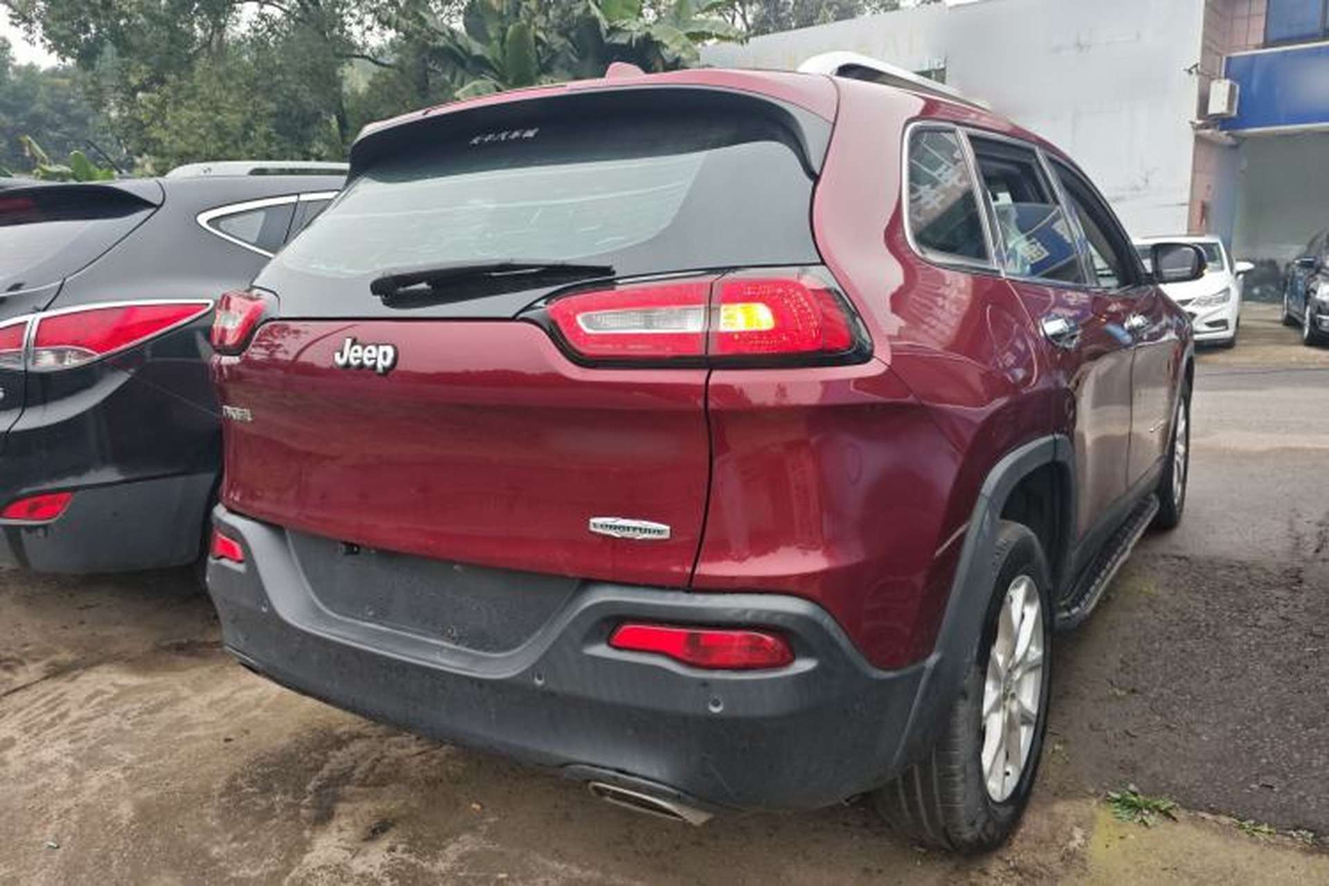 Used Jeep Cherokee 2016 2.4L Leading Edition Rear Right 45 Deg
