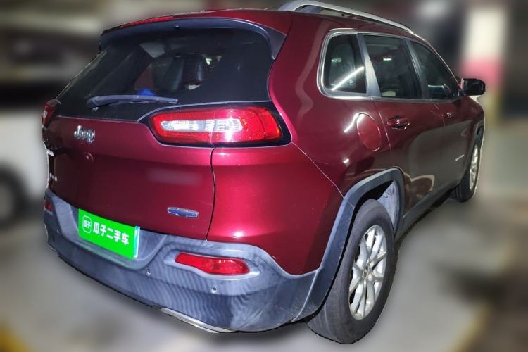Used Jeep Cherokee 2016 2.4L Professional Smart Version Rear Right 45 Deg