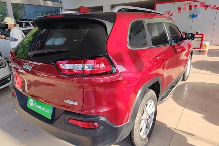 Used Jeep Cherokee 2016 2.4L Professional Edition Rear Right 45 Deg