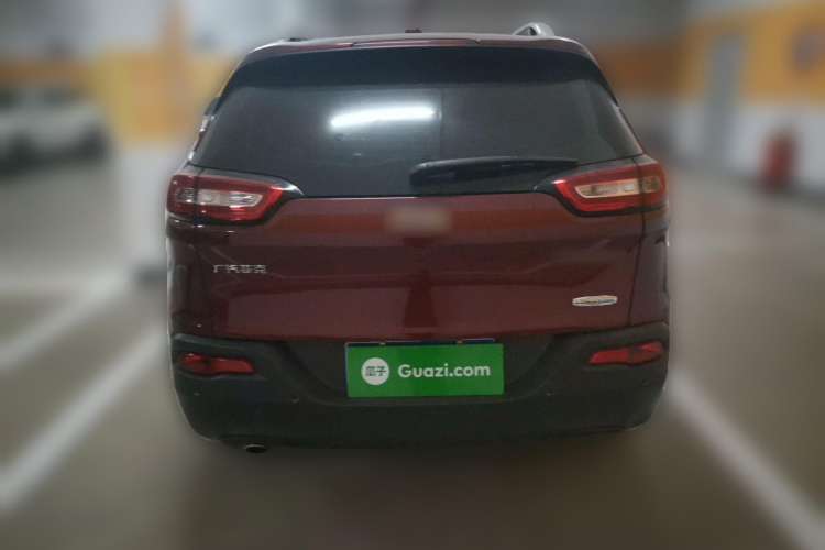 Used Jeep Cherokee 2016 2.0L Superior Edition Rear