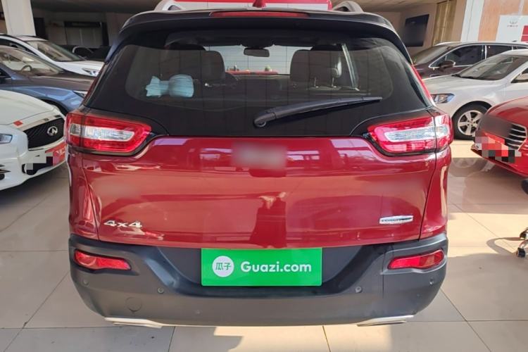 Used Jeep Cherokee 2016 2.4L Professional Edition Rear