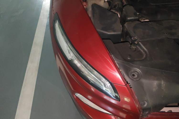 Used Jeep Cherokee 2016 2.4L Leading Edition Right Front Headlight