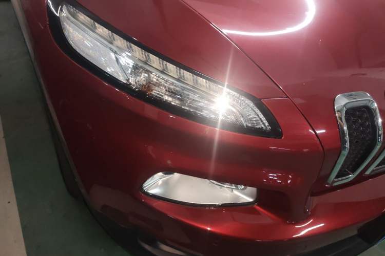 Used Jeep Cherokee 2016 2.4L Leading Smart Version Right Front Headlight