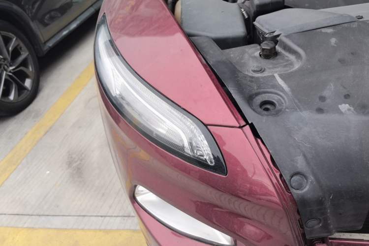 Used Jeep Cherokee 2016 2.4L Professional Edition Right Front Headlight