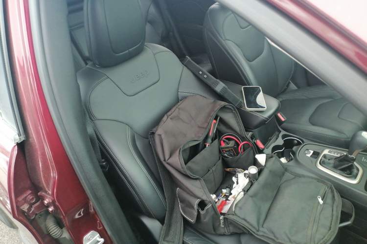 Used Jeep Cherokee 2016 2.4L Professional Smart Version Right Front Seat