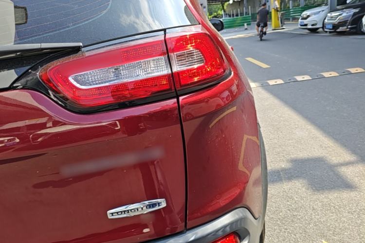 Used Jeep Cherokee 2016 2.4L Leading Edition Right Rear Taillight