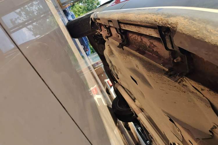 Used Jeep Cherokee 2016 2.4L Professional Edition Right Side Sill
