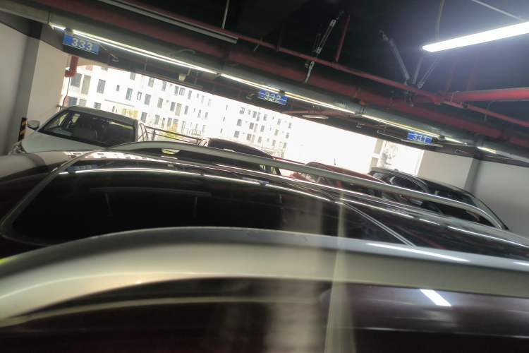 Used Jeep Cherokee 2016 2.4L Professional Smart Version Roof