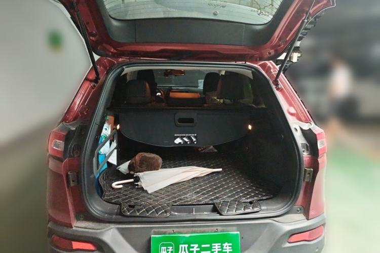Used Jeep Cherokee 2016 2.4L Leading Smart Version Trunk
