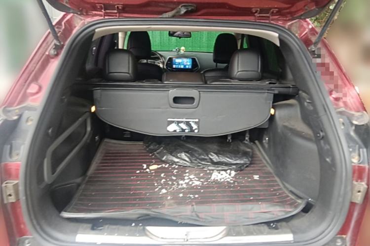 Used Jeep Cherokee 2016 2.4L Professional Edition Trunk