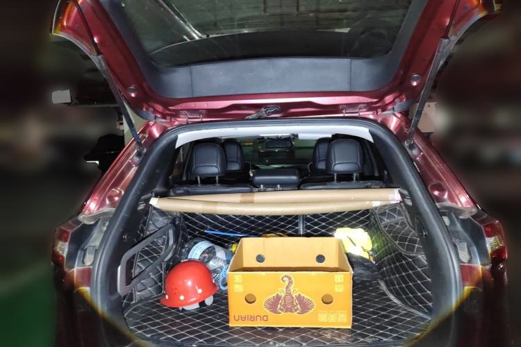 Used Jeep Cherokee 2016 2.0L Superior Edition Trunk