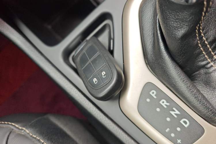 Used Jeep Cherokee 2016 2.4L Leading Smart Version Vehicle Key