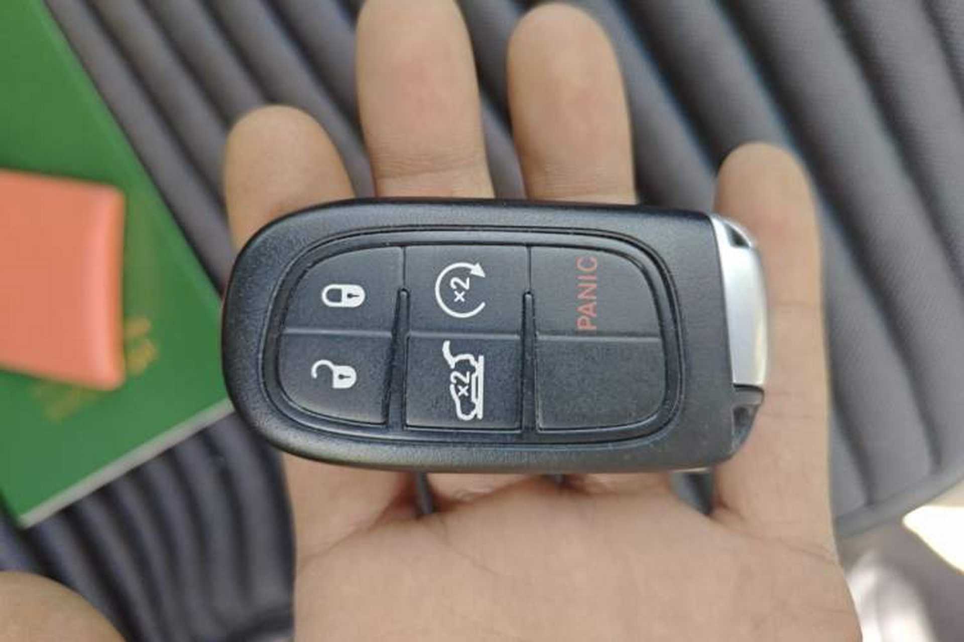 Used Jeep Cherokee 2016 2.4L Professional Smart Version Vehicle Key