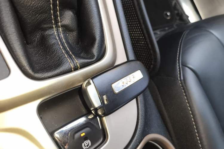 Used Jeep Cherokee 2016 2.4L Leading Smart Version Vehicle Key
