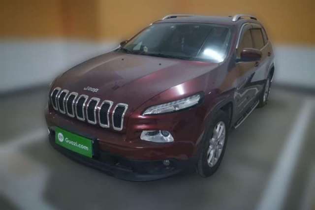 Used Jeep Cherokee 2016 2.0L Superior Edition