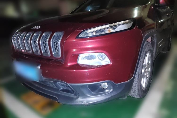 Used Jeep Cherokee 2016 2.0L Superior Edition Guazi used car, China used car export, Used car for sale, Used cars, Cheapest cars for sale