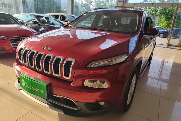 Used Jeep Cherokee 2016 2.4L Professional Edition Guazi used car, China used car export, Used car for sale, Used  cars, Cheapest cars for sale