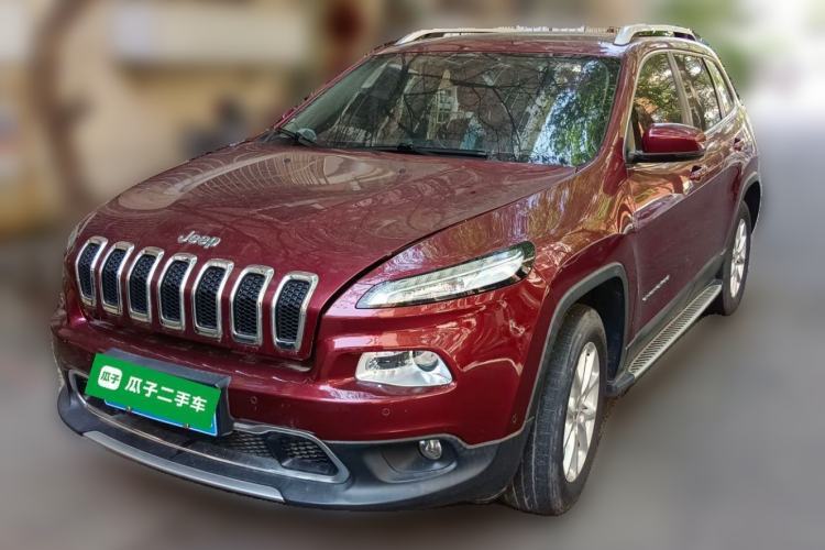 Ojetý Jeep Cherokee 2016 2.4L Professional Smart Version Guazi used car, China used car export, Used car for sale, Used  cars, Cheapest cars for sale