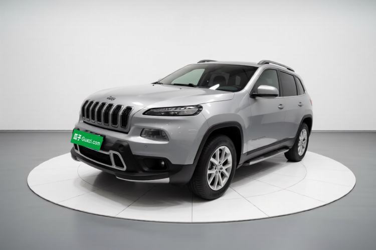 Used Jeep Cherokee 2016 2.4L Professional Edition Guazi used car, China used car export, Used car for sale, Used cars, Cheapest cars for sale