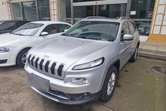 Used Jeep Cherokee 2016 2.4L Professional Edition