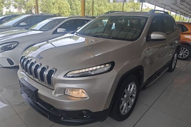 Used Jeep Cherokee 2016 2.4L Leading Edition