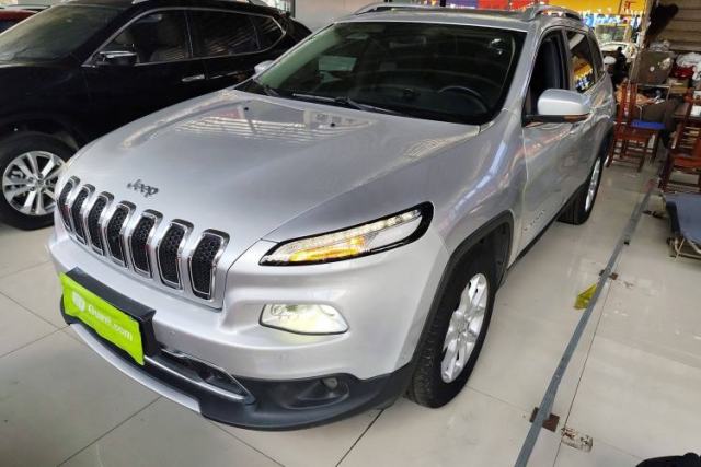 Used Jeep Cherokee 2016 2.4L Professional Smart Version