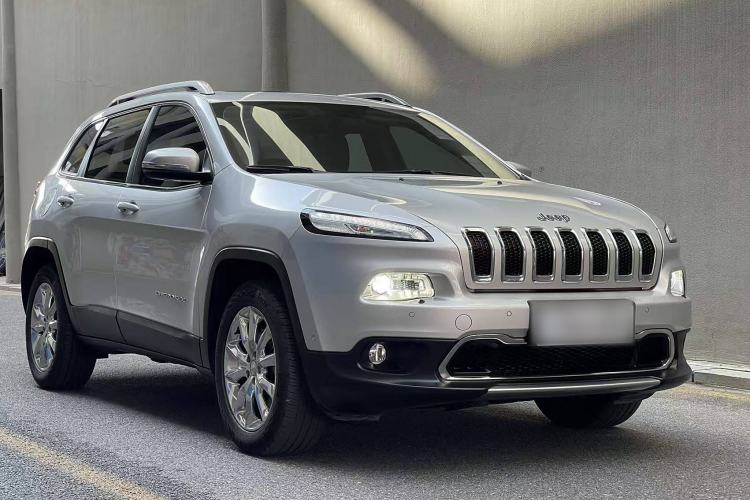 Used Jeep Cherokee 2016 2.4L Superior Edition Exterior 1