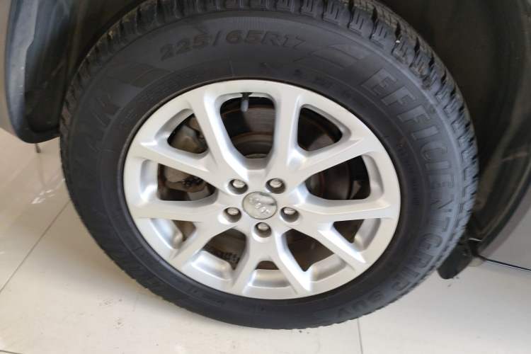 Used Jeep Cherokee 2016 2.4L Professional Smart Version Exterior 8