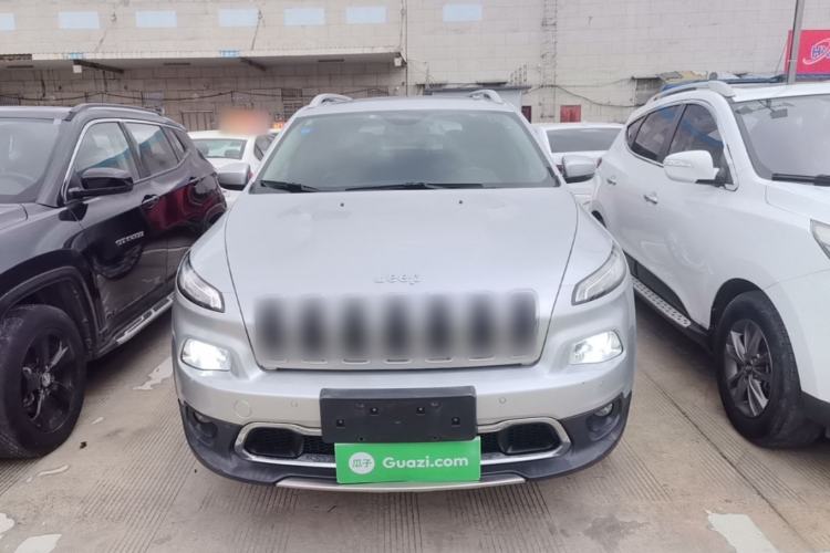 Used Jeep Cherokee 2016 2.4L Leading Edition Front