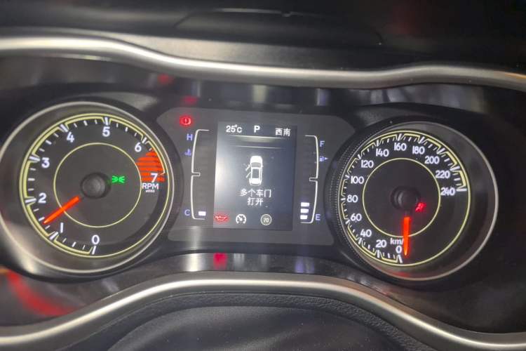 Used Jeep Cherokee 2016 2.4L Professional Edition Instrument Cluster