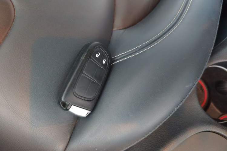 Used Jeep Cherokee 2016 2.4L Professional Smart Version Interior 1