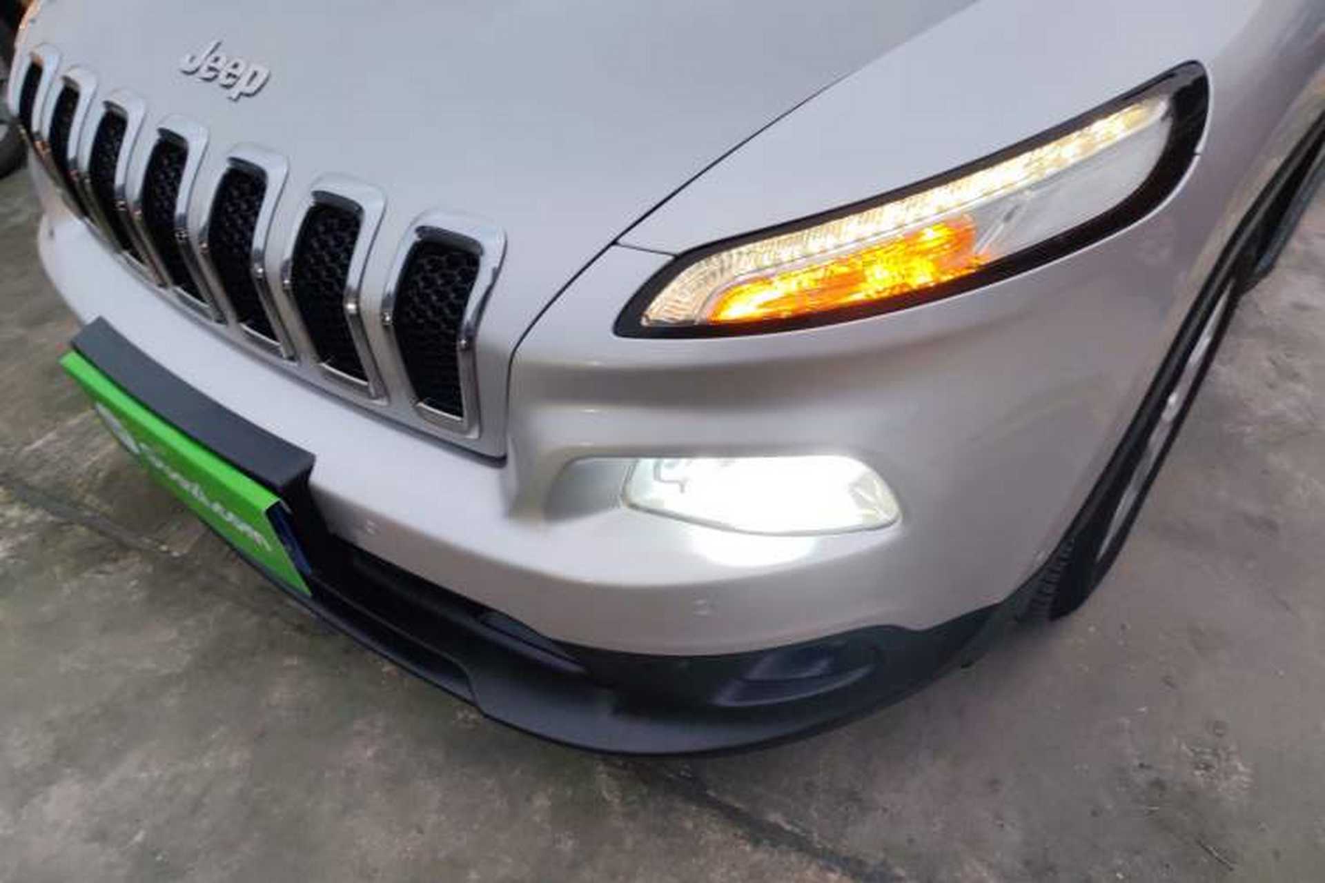Used Jeep Cherokee 2016 2.4L Leading Edition Left Front Headlight