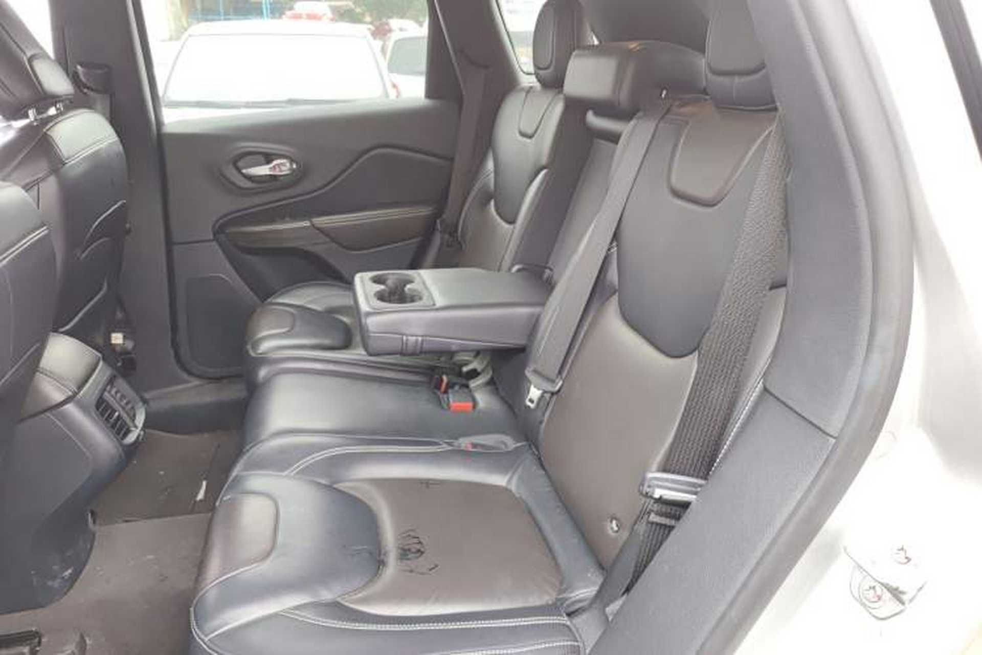 Used Jeep Cherokee 2016 2.4L Leading Edition Left Rear Seat