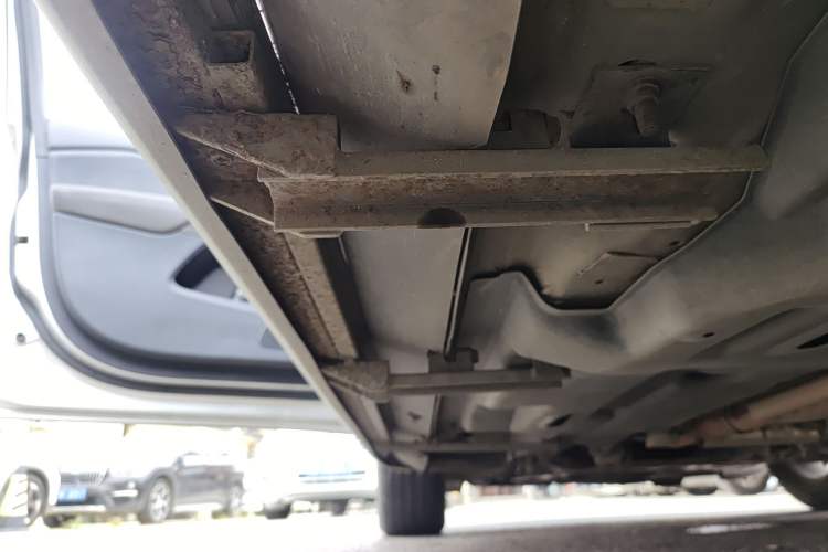 Used Jeep Cherokee 2016 2.4L Leading Edition Left Side Sill