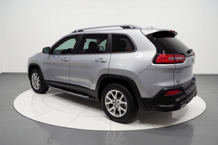 Used Jeep Cherokee 2016 2.4L Professional Edition Rear Left 45 Deg