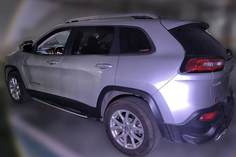 Used Jeep Cherokee 2016 2.4L Professional Edition Rear Left 45 Deg
