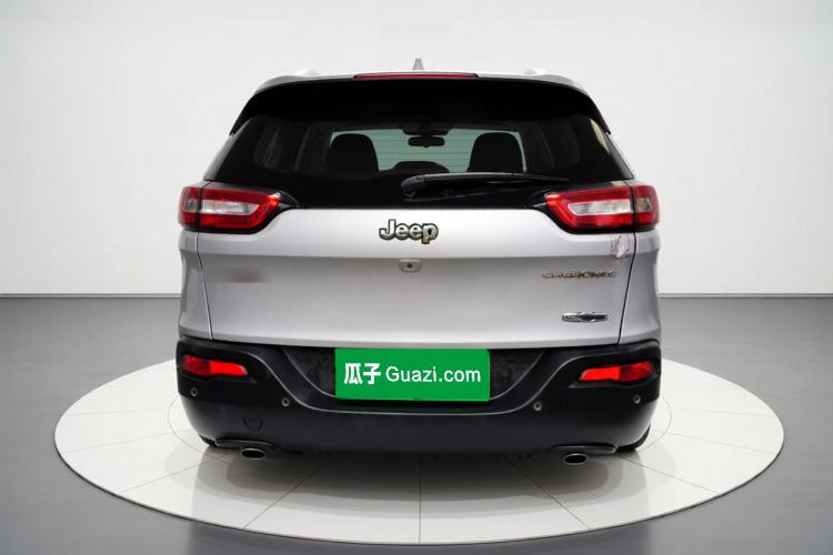 Used Jeep Cherokee 2016 2.0L Superior Edition Rear