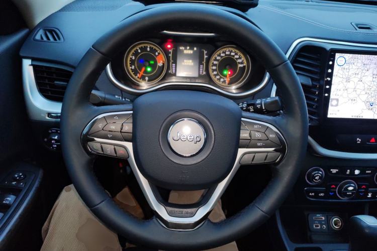 Used Jeep Cherokee 2016 2.4L Leading Edition Steering Wheel