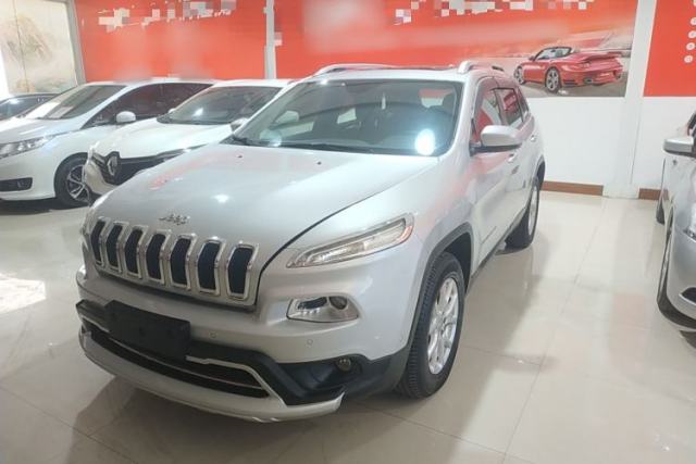 Used Jeep Cherokee 2016 2.4L Professional Smart Version