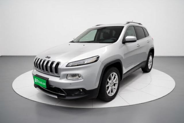 Used Jeep Cherokee 2016 2.4L Professional Smart Version
