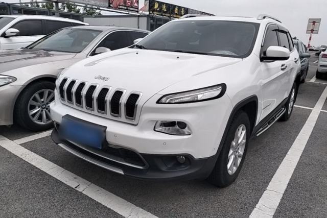 Used Jeep Cherokee 2016 2.4L Professional Smart Version