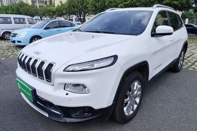 Used Jeep Cherokee 2016 2.4L Superior Edition