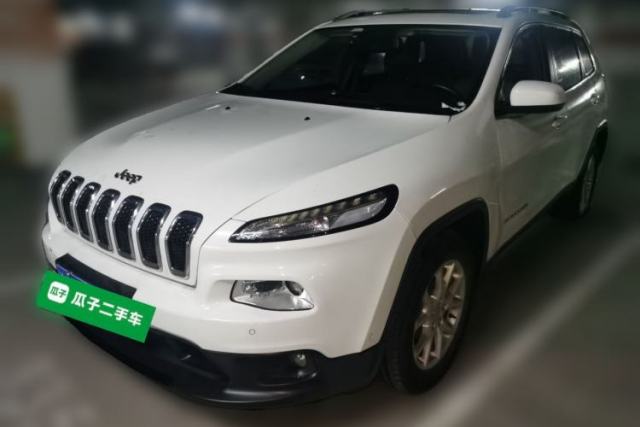 Used Jeep Cherokee 2016 2.0L Superior Edition