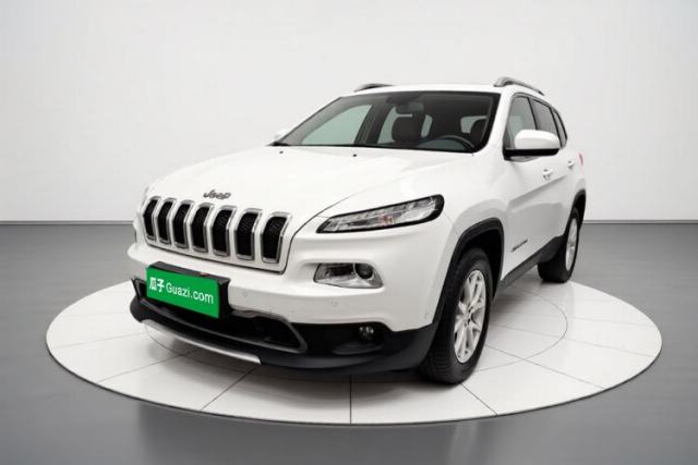 Używany Jeep Cherokee 2016 2.4L Professional Edition