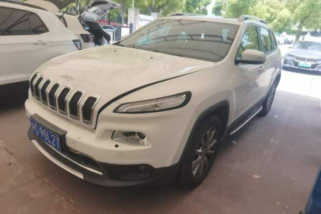 Used Jeep Cherokee 2016 2.4L Superior Edition